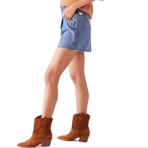 FREE PEOPLE We The Free Denim Pleated Raw Hem Cosmic Flirt Mini Skirt Sz. 27 - Picture 12 of 16